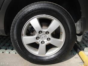 谁有米其林轮胎价格表发一份